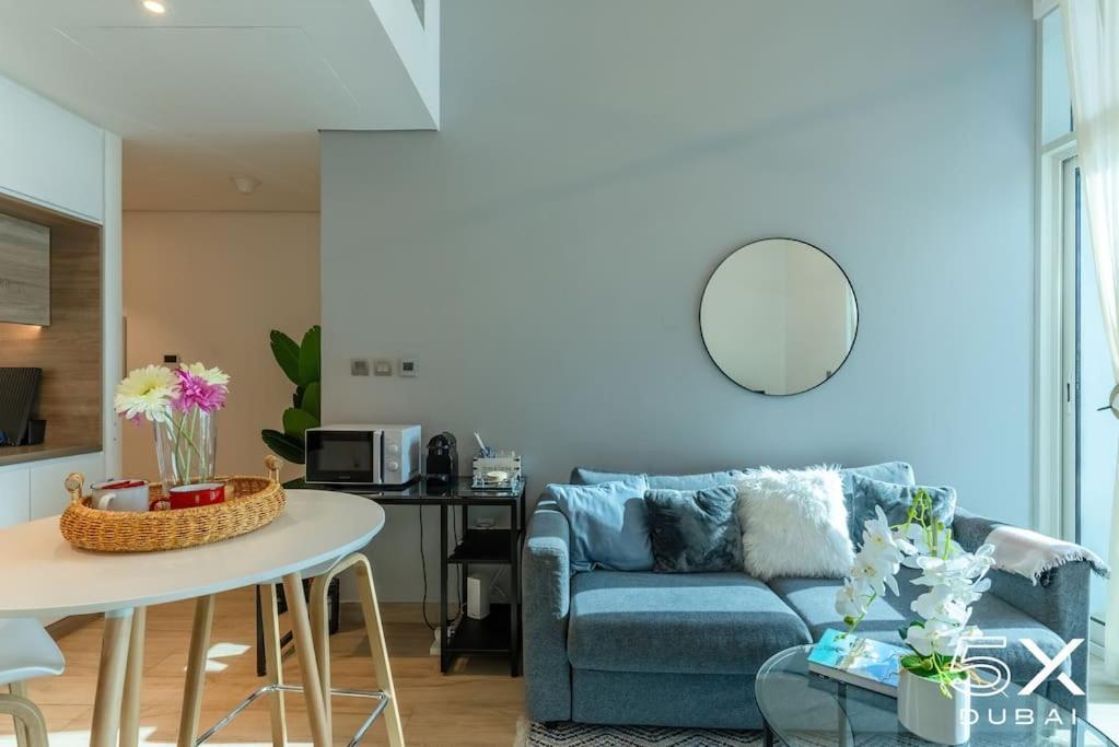Fivex Modern 1 Bedroom With Sea View * Dubai